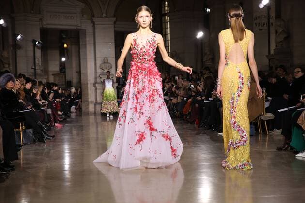 Fashion Week Haute couture - Georges Obeika - Paris - 23 01 2017 CELEBRITES : Fashion Week Haute couture - Georges Obeika - Paris - 23 01 2017 STEPHANEChemin panoramic 