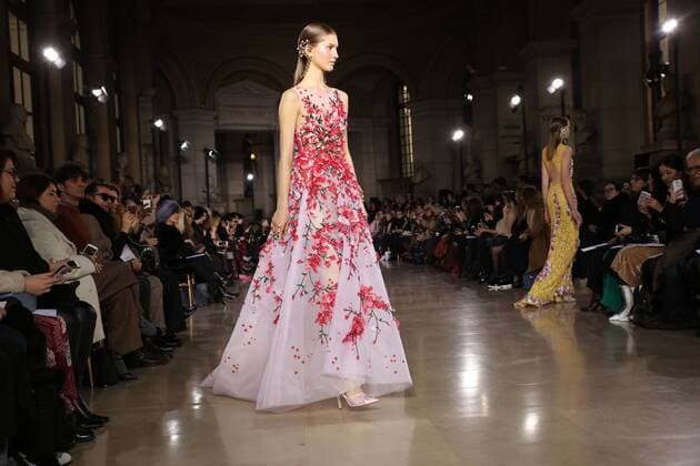Fashion Week Haute couture - Georges Obeika - Paris - 23 01 2017 CELEBRITES : Fashion Week Haute couture - Georges Obeika - Paris - 23 01 2017 STEPHANEChemin panoramic 