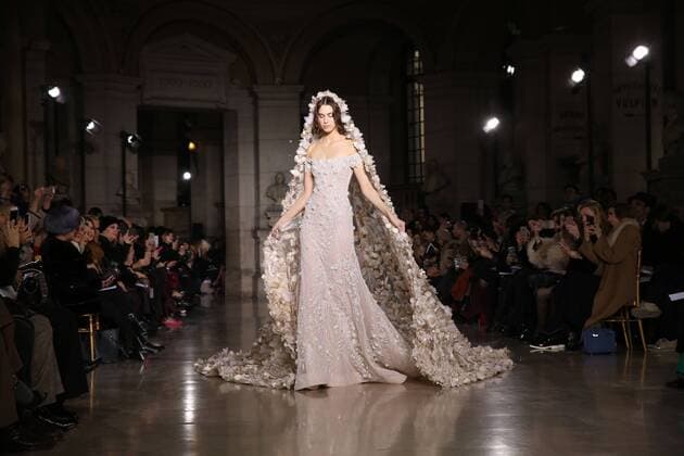 Fashion Week Haute couture - Georges Obeika - Paris - 23 01 2017 CELEBRITES : Fashion Week Haute couture - Georges Obeika - Paris - 23 01 2017 STEPHANEChemin panoramic 