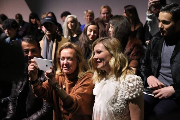 Fashion Week Haute couture - Ralf et Russo - Paris - 23 01 2017 Kirsten Dunst CELEBRITES : Fashion Week Haute couture - Ralph et Russo - Paris - 23 01 2017 STEPHANEChemin panoramic 