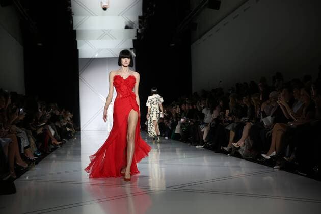 Fashion Week Haute couture - Ralf et Russo - Paris - 23 01 2017 CELEBRITES : Fashion Week Haute couture - Ralph et Russo - Paris - 23 01 2017 STEPHANEChemin panoramic 