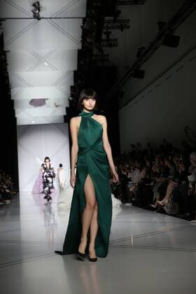 Fashion Week Haute couture - Ralf et Russo - Paris - 23 01 2017 CELEBRITES : Fashion Week Haute couture - Ralph et Russo - Paris - 23 01 2017 STEPHANEChemin panoramic 