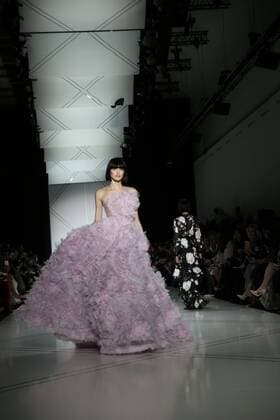 Fashion Week Haute couture - Ralf et Russo - Paris - 23 01 2017 CELEBRITES : Fashion Week Haute couture - Ralph et Russo - Paris - 23 01 2017 STEPHANEChemin panoramic 