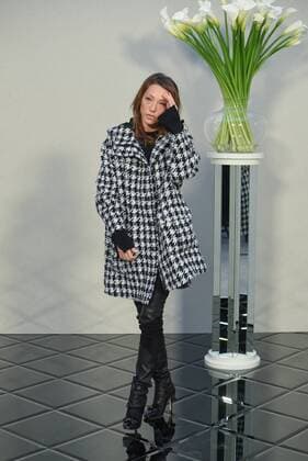 Paris Fashion Week - Prominente bei Chanel 215015 Serge Arnal Starface 2017-01-24 France Paris Fashion week. Defile Haute Couture Printemps ete 2017. CHANEL. People. Smet, Laura  Copyright: xSergexArnalx xStarfacex STAR_215015_025