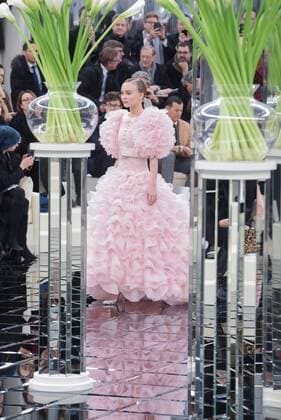 215015 Serge Arnal Starface 2017-01-24 France Paris Fashion week. Defile Haute Couture Printemps ete 2017. CHANEL. People. Depp-Paradis, Lily Rose  Copyright: xSergexArnalx xStarfacex STAR_215015_064