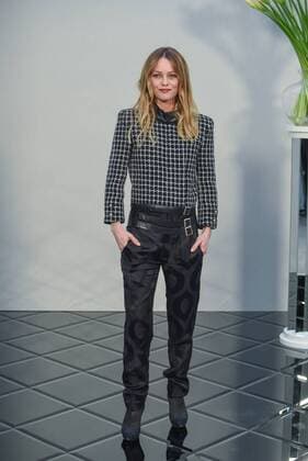 Paris Fashion Week - Prominente bei Chanel 215015 Serge Arnal Starface 2017-01-24 France Paris Fashion week. Defile Haute Couture Printemps ete 2017. CHANEL. People. Paradis, Vanessa  Copyright: xSergexArnalx xStarfacex STAR_215015_087