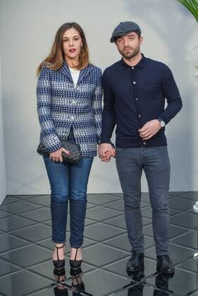 Paris Fashion Week - Prominente bei Chanel 215015 Serge Arnal Starface 2017-01-24 France Paris Fashion week. Defile Haute Couture Printemps ete 2017. CHANEL. People. Paradis, Alysson; Gouix, Guillaume  Copyright: xSergexArnalx xStarfacex STAR_215015_096