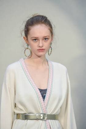 Paris Fashion Week - Prominente bei Chanel 215015 Serge Arnal Starface 2017-01-24 France Paris Fashion week. Defile Haute Couture Printemps ete 2017. CHANEL. People. Taieb, Lily  Copyright: xSergexArnalx xStarfacex STAR_215015_123