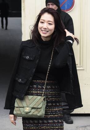 Park Shin hye MODE : Fashion Week - Chanel - 24 01 2017 FedericoPestellini Panoramic 