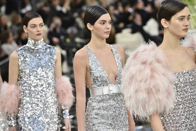 215020 Valentin Paoli Starface 2017-01-24 Paris France Defile Haute Couture Printemps ete 2017. Chanel Jenner, Kendall  Copyright: xValentinxPaolix xStarfacex STAR_215020_079