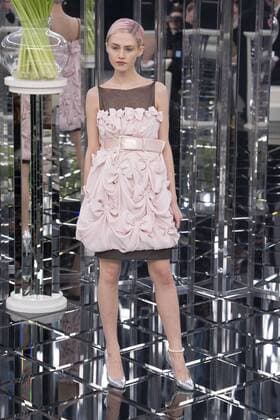 215021 Marineau Starface 2017-01-24 Paris France Paris Fashion week. Defile Haute Couture Printemps ete 2017. CHANEL. Paris Fashion week. Defile Haute Couture Spring Summer 2017. CHANEL. Chanel, Couture, spring-summer 2017 Paris, France Editorial use only _sans_perso  Copyright: xMarineaux STAR_215021_035