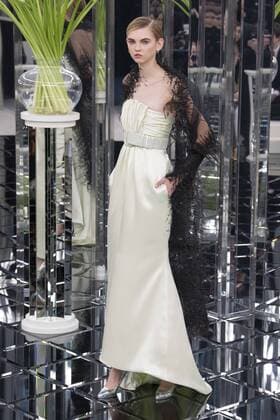 215021 Marineau Starface 2017-01-24 Paris France Paris Fashion week. Defile Haute Couture Printemps ete 2017. CHANEL. Paris Fashion week. Defile Haute Couture Spring Summer 2017. CHANEL. Chanel, Couture, spring-summer 2017 Paris, France Editorial use only _sans_perso  Copyright: xMarineaux STAR_215021_044