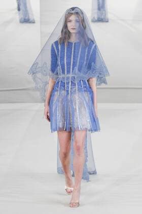 215029 Marineau Starface 2017-01-24 Paris France Paris Fashion week. Defile Haute Couture Printemps ete 2017 Alexis Mabille. Alexis Mabille Couture, spring-summer 2017 Paris, France Editorial use only _sans_perso  Copyright: xMarineaux STAR_215029_017
