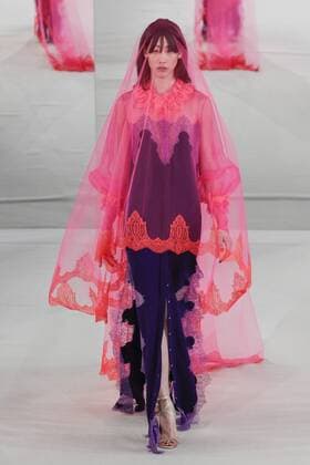 215029 Marineau Starface 2017-01-24 Paris France Paris Fashion week. Defile Haute Couture Printemps ete 2017 Alexis Mabille. Alexis Mabille Couture, spring-summer 2017 Paris, France Editorial use only _sans_perso  Copyright: xMarineaux STAR_215029_026