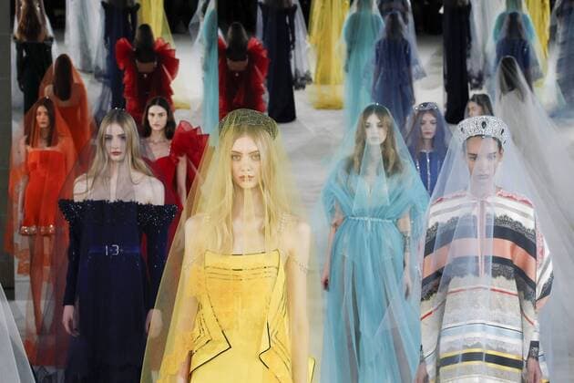 215029 Marineau Starface 2017-01-24 Paris France Paris Fashion week. Defile Haute Couture Printemps ete 2017 Alexis Mabille. Alexis Mabille Couture, spring-summer 2017 Paris, France Editorial use only _sans_perso  Copyright: xMarineaux STAR_215029_049