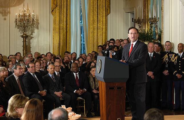 Feb. 1, 2006 - Washington, District of Columbia, U.S. - I10428CB.SAMUEL ALITO SWORN IN AT THE WHITE HOUSE AS THE NEW MEMBER OF THE SUPREME COURT, WASHINGTON DC.02-01-2006.PHOOT: - - 2006.SAMUEL ALITO - ZUMAbw2_ 20060201_gaf_bw2_003 Copyright: xChristyxBowex