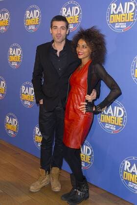 Raid Dingue Filmpremiere in Paris Gil Alma et sa femme Aminata CELEBRITES : Avant premiere du film Raid Dingue - Paris - 24 01 2017 StephenCaillet Panoramic 