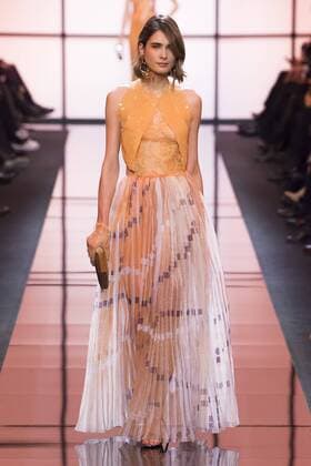215042 Marineau Starface 2017-01-24 Paris France Paris Fashion week. Defile Haute Couture Printemps ete 2017. Giorgio Armani Prive. Armani Privé, spring-summer 2017 Paris, France Paris Fashion week. Defile Haute Couture Spring Summer 2017. Giorgio Armani Prive. Editorial use only _sans_perso  Copyright: xMarineaux STAR_215042_041