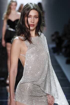 215043 Marineau Starface 2017-01-24 Paris France Paris Fashion week. Defile Haute Couture Printemps ete 2017. Alexandre Vauthier. Paris Fashion week. Defile Haute Couture Spring Summer 2017 Alexandre Vauthier. Alexandre Vauthier, spring-summer 2017 Paris, France Editorial use only Hadid, Bella  Copyright: xMarineaux STAR_215043_038