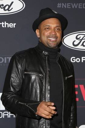 LOS ANGELES - JAN 23: Mike Epps at the BET s The New Edition Story Premiere Screening at Paramount Studios on January 23, 2017 in Los Angeles, CA  Copyright: xHPAx xIPAx
