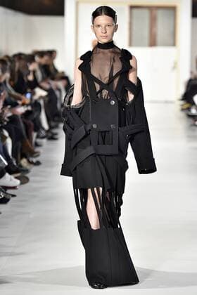 215057 Marineau Starface 2017-01-25 Paris France Paris Fashion week. Defile Haute Couture Printemps ete 2017. Maison Margiela. Paris Fashion week. Defile Haute Couture Spring Summer 2017 Maison Margiela Paris Haute Couture Spring Summer 2017 January 2017 Editorial use only _sans_perso  Copyright: xMarineaux STAR_215057_002