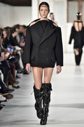 215057 Marineau Starface 2017-01-25 Paris France Paris Fashion week. Defile Haute Couture Printemps ete 2017. Maison Margiela. Paris Fashion week. Defile Haute Couture Spring Summer 2017 Maison Margiela Paris Haute Couture Spring Summer 2017 January 2017 Editorial use only _sans_perso  Copyright: xMarineaux STAR_215057_006