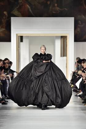 215057 Marineau Starface 2017-01-25 Paris France Paris Fashion week. Defile Haute Couture Printemps ete 2017. Maison Margiela. Paris Fashion week. Defile Haute Couture Spring Summer 2017 Maison Margiela Paris Haute Couture Spring Summer 2017 January 2017 Editorial use only _sans_perso  Copyright: xMarineaux STAR_215057_044
