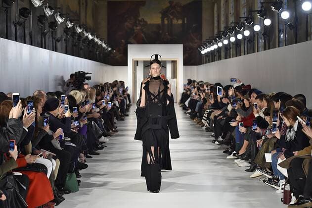 215057 Marineau Starface 2017-01-25 Paris France Paris Fashion week. Defile Haute Couture Printemps ete 2017. Maison Margiela. Paris Fashion week. Defile Haute Couture Spring Summer 2017 Maison Margiela Paris Haute Couture Spring Summer 2017 January 2017 Editorial use only _sans_perso  Copyright: xMarineaux STAR_215057_049