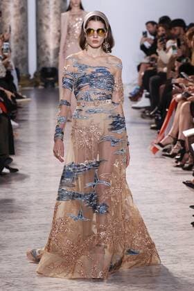 215064 Marineau Starface 2017-01-25 Paris France Paris Fashion week. Defile Haute Couture Printemps ete 2017. Elie Saab. Paris Fashion week. Defile Haute Couture Spring Summer 2017. Maison Margiela Elie Saab , Couture, spring-summer 2017 Paris, France Editorial use only _sans_perso  Copyright: xMarineaux STAR_215064_030
