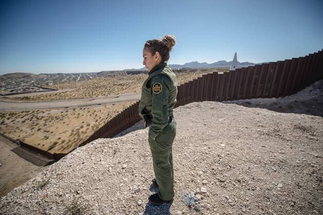 January 25, 2107 - File - President Trump signed executive orders to begin the construction of a wall on the US-Mexico border, boosting border patrol forces and increasing the number of immigration enforcement officers who carry out deportations. Pictured: Dec. 6, 2013 - Sunland Park, New Mexico, U.S. - .Border patrol agent Veronica Martinez (Cq) stand near the border wall that runs along the area of Sunland park, New Mexcio back in December of 2013..Sunland Park, New Mexico. . Albuquerque Journal Sunland Park U.S. - ZUMAab1_ 20170125_sho_ab1_099 Copyright: xRobertoxE.xRosalesx