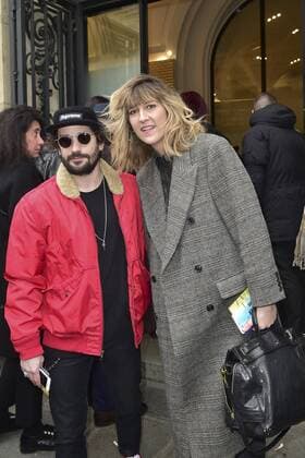 Daphne Burki et Gunther Love CELEBRITES : Ankunft Modenschau - JP Gaultier - Paris - 25 01 2017 JBAutissier Panoramic 