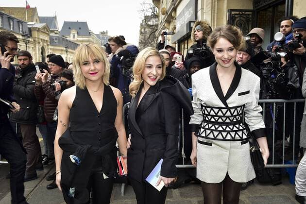 Berengere Krief - Marilou Berry - Deborah Francois CELEBRITES : Ankunft Modenschau - JP Gaultier - Paris - 25 01 2017 JBAutissier Panoramic 