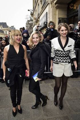 Berengere Krief - Marilou Berry - Deborah Francois CELEBRITES : Ankunft Modenschau - JP Gaultier - Paris - 25 01 2017 JBAutissier Panoramic 
