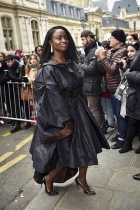 Aissa Maiga CELEBRITES : Ankunft Modenschau - JP Gaultier - Paris - 25 01 2017 JBAutissier Panoramic 