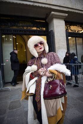 Catherine Baba CELEBRITES : Ankunft Modenschau - JP Gaultier - Paris - 25 01 2017 JBAutissier Panoramic 