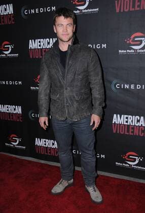 January 25, 2017 - Hollywood, CA, United States - 25 January 2017 - Hollywood, California - Luke Hemsworth. American Violence Los Angeles Premiere held at The Egyptian Theater. Photo Credit: AdMedia Hollywood United States - ZUMAa123 20170125_zaa_a123_098 Copyright: xBirdiexThompsonx