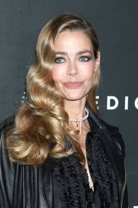 LOS ANGELES - JAN 25: Denise Richards at the American Violence World Premiere at Egyptian Theater on January 25, 2017 in Los Angeles, CA  Copyright: xKathyxHutchinsx xIPAx
