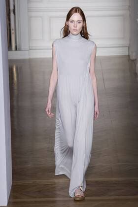 215072 Marineau Starface 2017-01-25 Paris France Paris Fashion week. Defile Haute Couture Printemps ete 2017. Valentino. Paris Fashion week. Defile Haute Couture Spring Summer 2017. Valentino. Valentino , Couture, spring-summer 2017 Paris, France Editorial use only _sans_perso  Copyright: xMarineaux STAR_215072_035