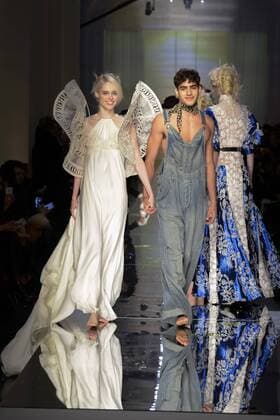 215071 Marineau Starface 2017-01-25 Paris France Paris Fashion week. Defile Haute Couture Printemps ete 2017. Jean Paul Gaultier. Paris Fashion week. Defile Haute Couture Spring Summer 2017. Jean Paul Gaultier. Jean Paul Gaultier , Couture, spring-summer 2017 Paris, France Editorial use only _sans_perso  Copyright: xMarineaux STAR_215071_087