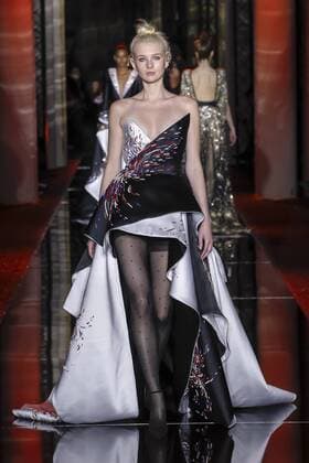 215073 Marineau Starface 2017-01-25 Paris France Paris Fashion week. Defile Haute Couture Printemps ete 2017. Zuhair Murad. Paris Fashion week. Defile Haute Couture Spring Summer 2017 Zuhair Murad. Zuhair Murad , Couture, spring-summer 2017 Paris, France Editorial use only _sans_perso  Copyright: xMarineaux STAR_215073_007