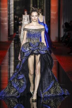 215073 Marineau Starface 2017-01-25 Paris France Paris Fashion week. Defile Haute Couture Printemps ete 2017. Zuhair Murad. Paris Fashion week. Defile Haute Couture Spring Summer 2017 Zuhair Murad. Zuhair Murad , Couture, spring-summer 2017 Paris, France Editorial use only _sans_perso  Copyright: xMarineaux STAR_215073_028