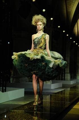 France: Guo Pei show Haute Couture SS 2017 Guo Pei runway, Paris Fashion week SS 2017 Haute Couture  GaetanoxxPiazzolla