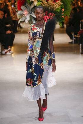215084 Marineau Starface 2017-01-25 Paris France Paris Fashion week. Defile Haute Couture Printemps ete 2017. Viktor&Rolf. Paris Fashion week. Defile Haute Couture Spring Summer 2017. Viktor & Rolf. Viktor & Rolf , Couture, spring-summer 2017 Paris, France Editorial use only _sans_perso  Copyright: xMarineaux STAR_215084_010