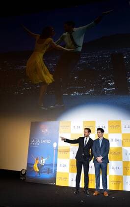 Actor Ryan Gosling(L) and Director Damien Chazelle attend the Japan premiere for the film La La Land on January 26, 2017 in Tokyo, Japan.  TKP2017012617 KEIZOxMORI