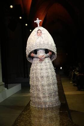 Haute Couture Guo Pei MODE : Fashion Week - Guo Pei- 25 01 2017 StephaneChemin Panoramic 
