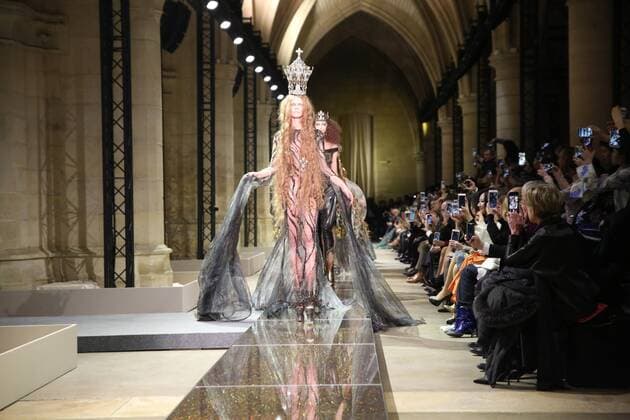 Haute Couture Guo Pei MODE : Fashion Week - Guo Pei- 25 01 2017 StephaneChemin Panoramic 