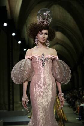 Haute Couture Guo Pei MODE : Fashion Week - Guo Pei- 25 01 2017 StephaneChemin Panoramic 