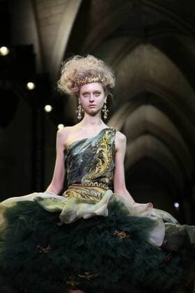 Haute Couture Guo Pei MODE : Fashion Week - Guo Pei- 25 01 2017 StephaneChemin Panoramic 
