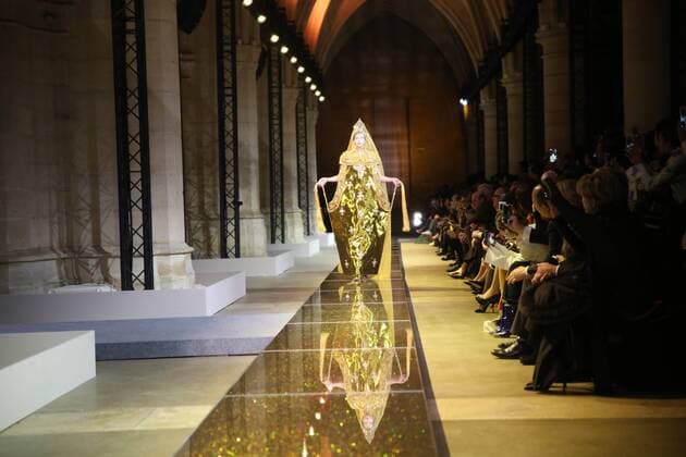 Haute Couture Guo Pei MODE : Fashion Week - Guo Pei- 25 01 2017 StephaneChemin Panoramic 