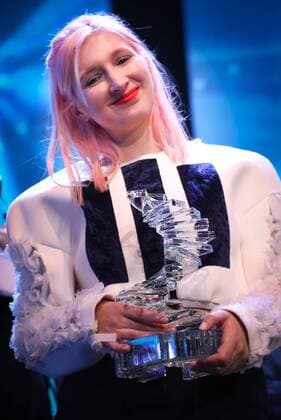 Alice on the roof receives an award during the second edition of the D6bels music awards for artists of Federation Wallonie-Bruxelles, Thursday 26 January 2017.  VIRGINIExLEFOUR 05034106